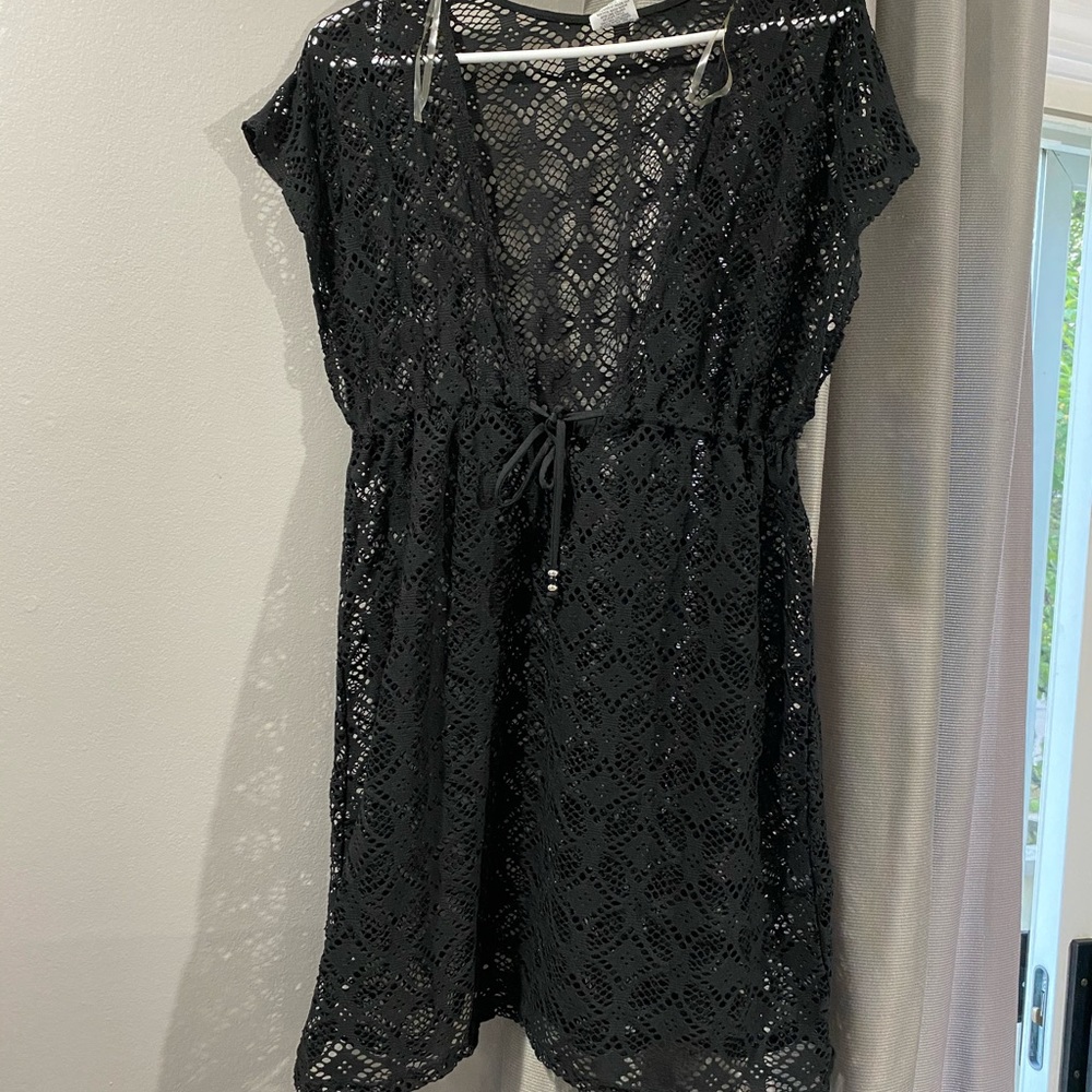 COPY - Wave Zone Black cover up. Work once. Size medium.